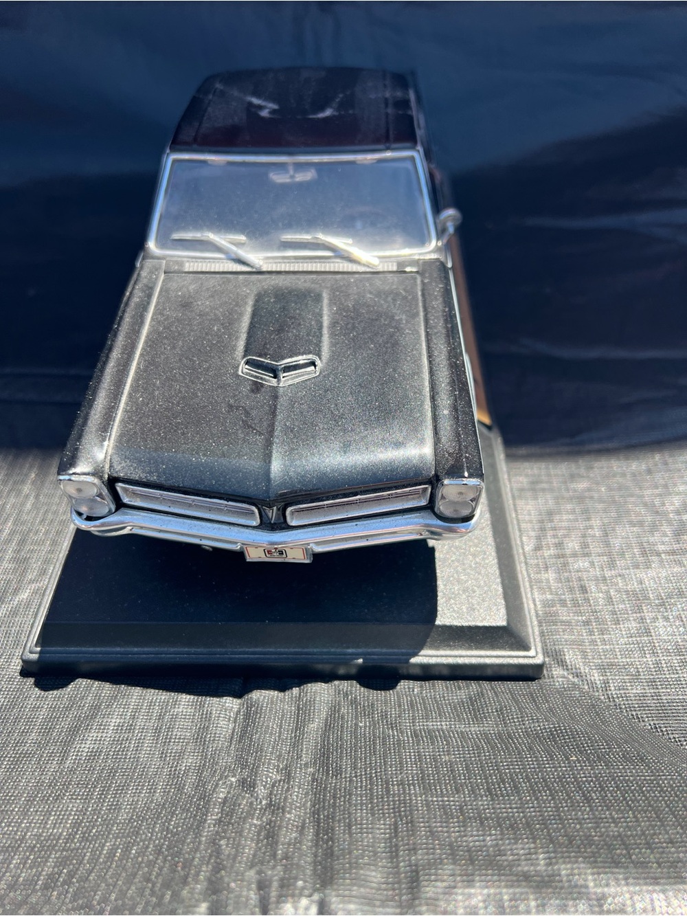 Black 1965 Pontiac GTO Model Car - Home Accent - Picture 5 of 6